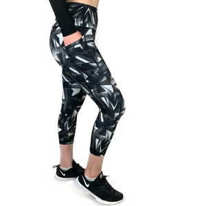 Shakti 6/8 Printed Legging